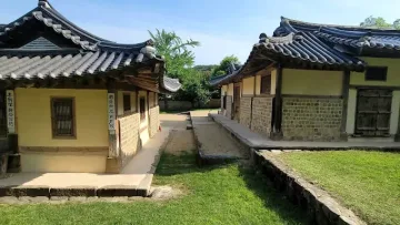 예산의 지역 명소: 추사고택