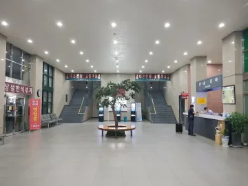 안내소 및 내부 시설